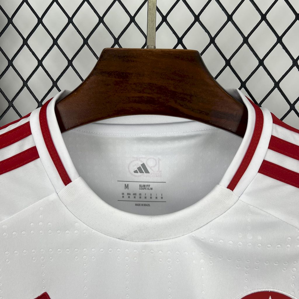 Away 25/26 Fan Shirt