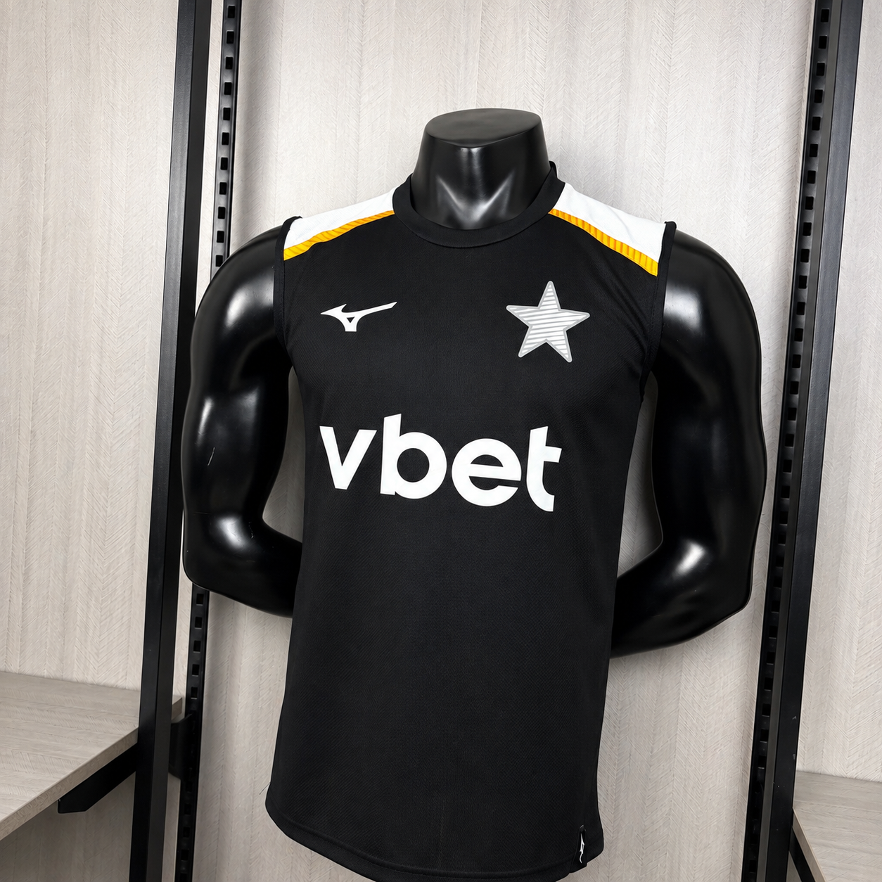 Sleeveless Training 26/27 Fan Shirt