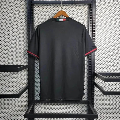Retro Home 2016/17 Shirt