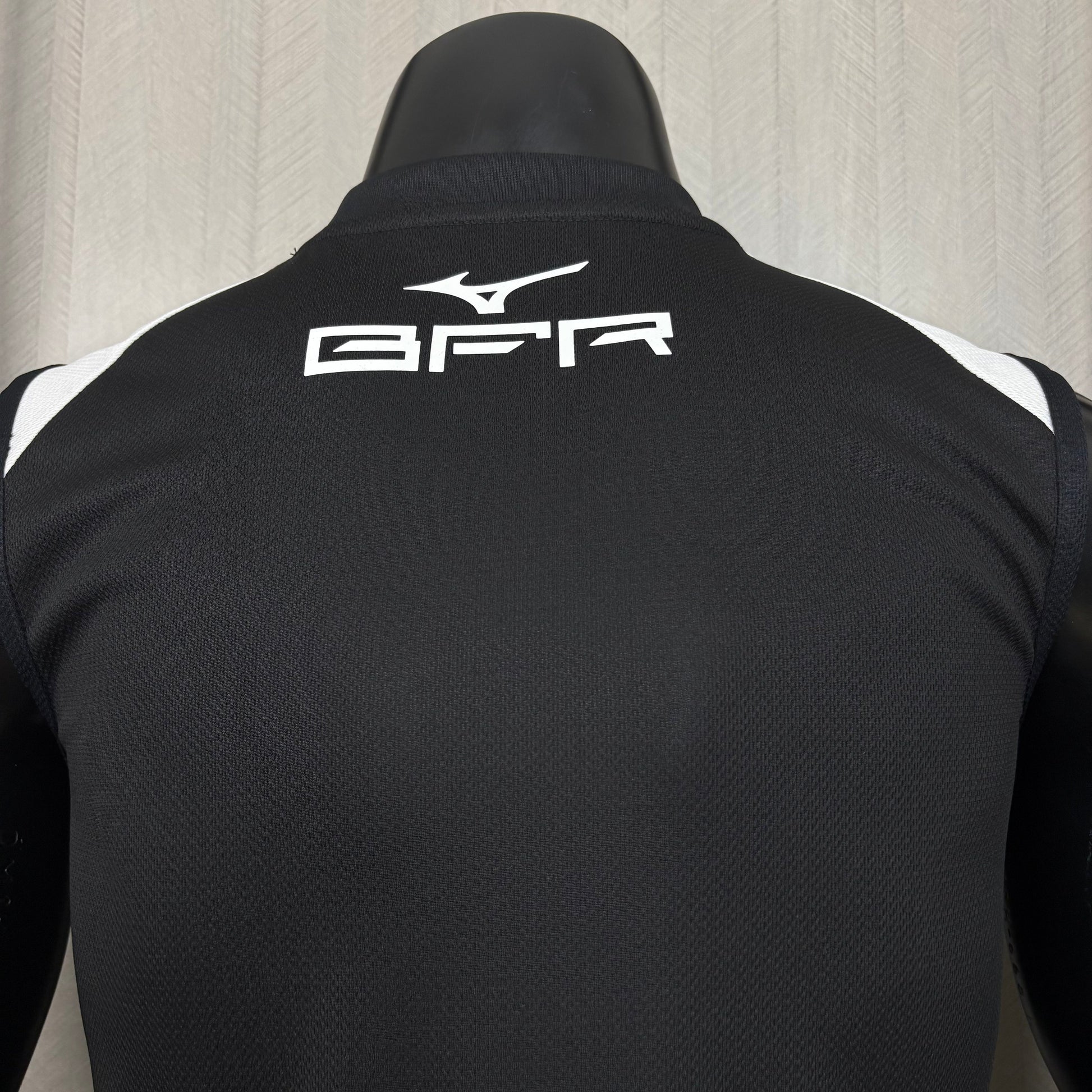 Sleeveless Training 26/27 Fan Shirt