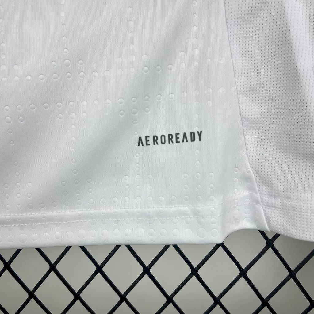 Away 25/26 Fan Shirt