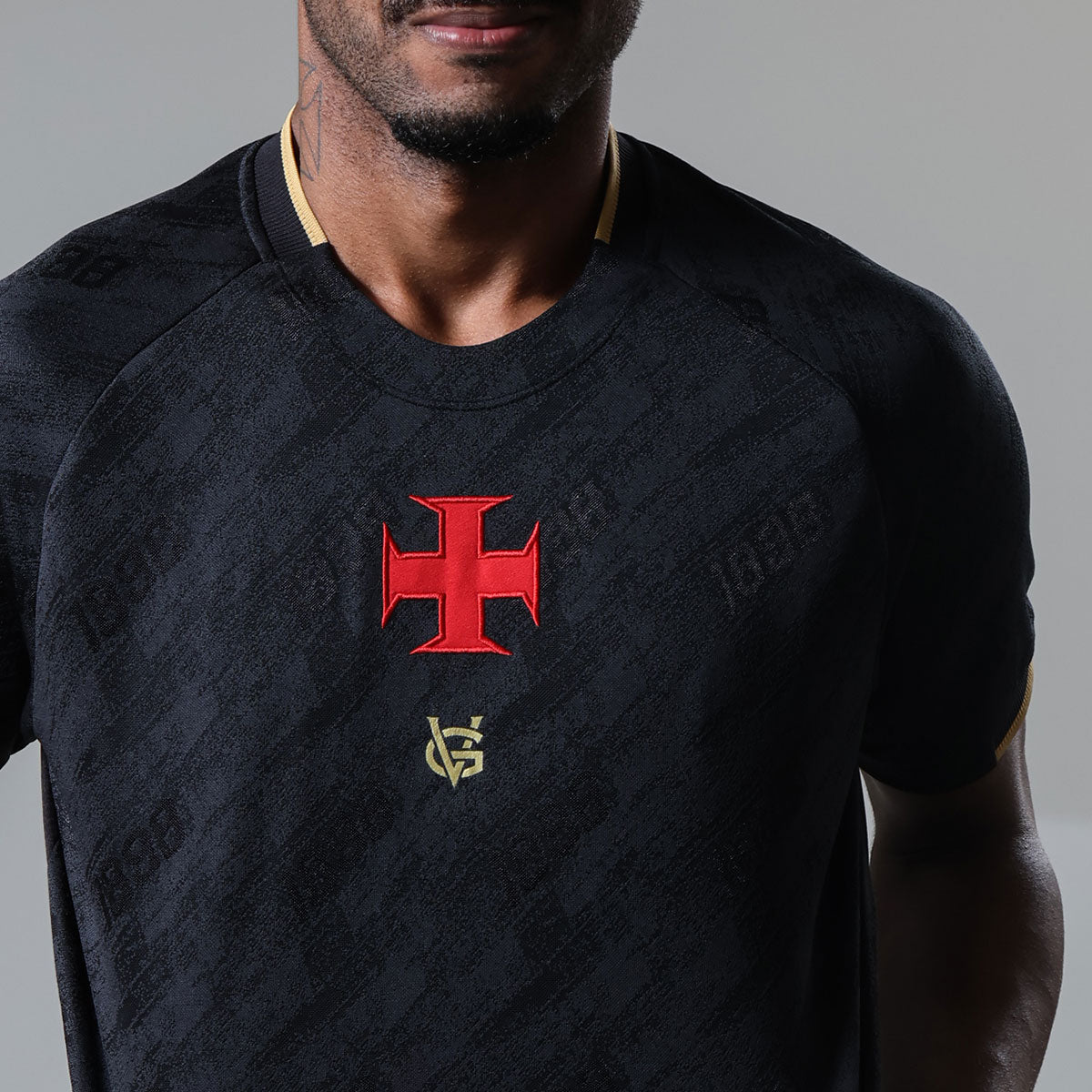 Gigante de Ouro 26/27 Fan Shirt