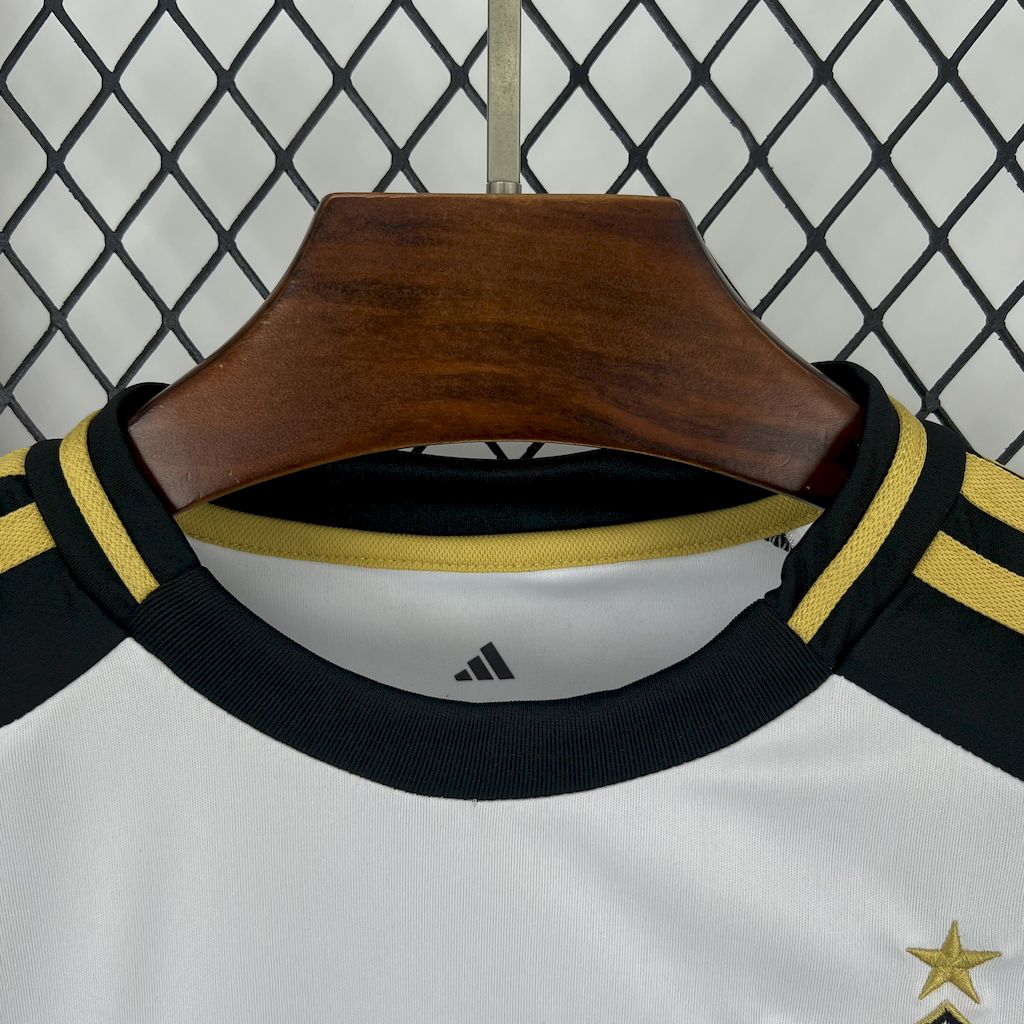 Away 25/26 Fan Shirt
