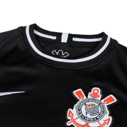 Retro Away 25/26 Fan Shirt