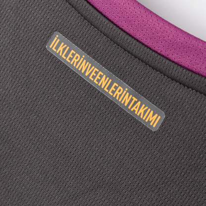 Third 26/27 Men’s Shirt