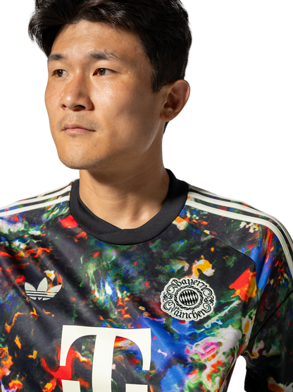 Oktoberfest 26/27 Men's Shirt - Model - Jersey Zone